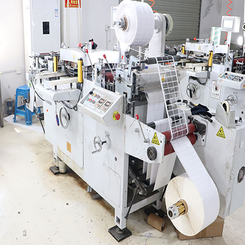 The benefits of using self-adhesive labels